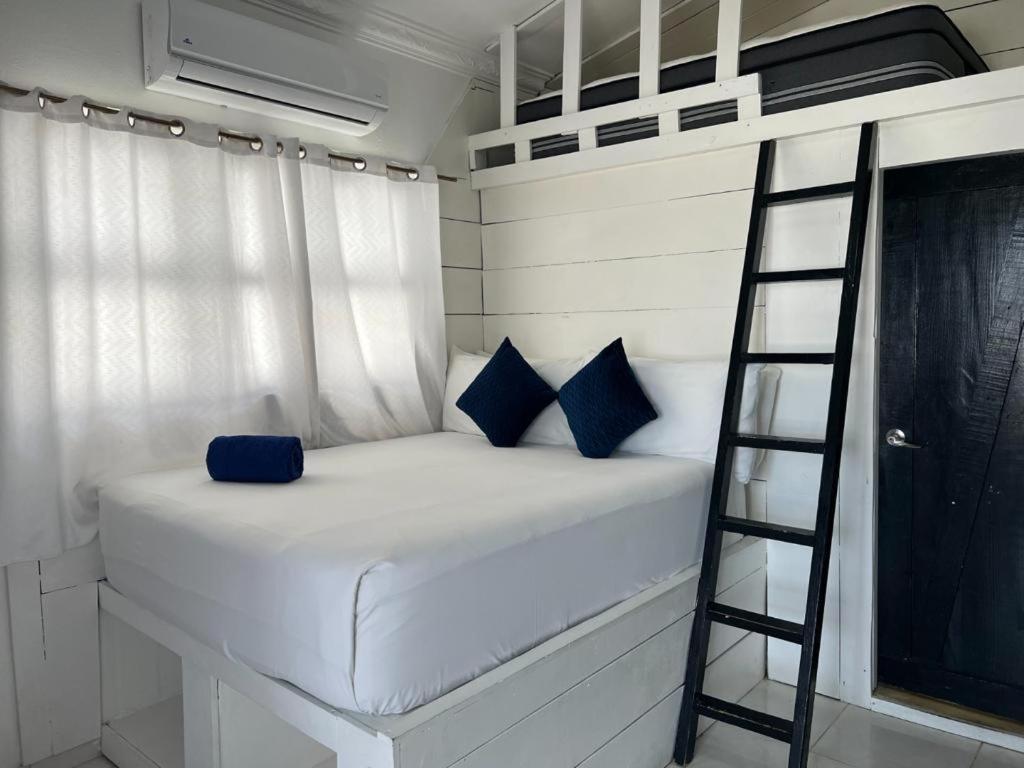 Ocean Front Caney Hotel Punta Cana Bagian luar foto